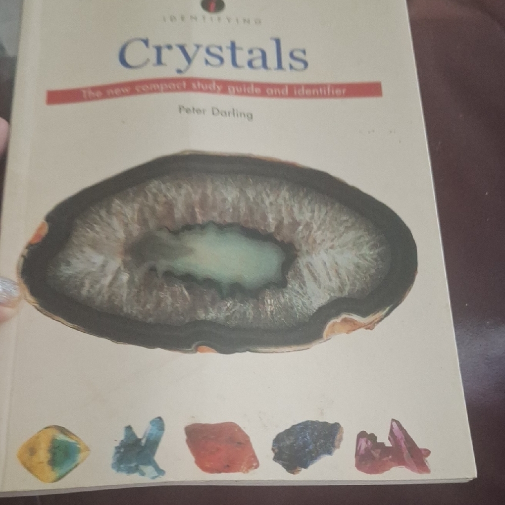 💥Crystals Book by Peter Darling